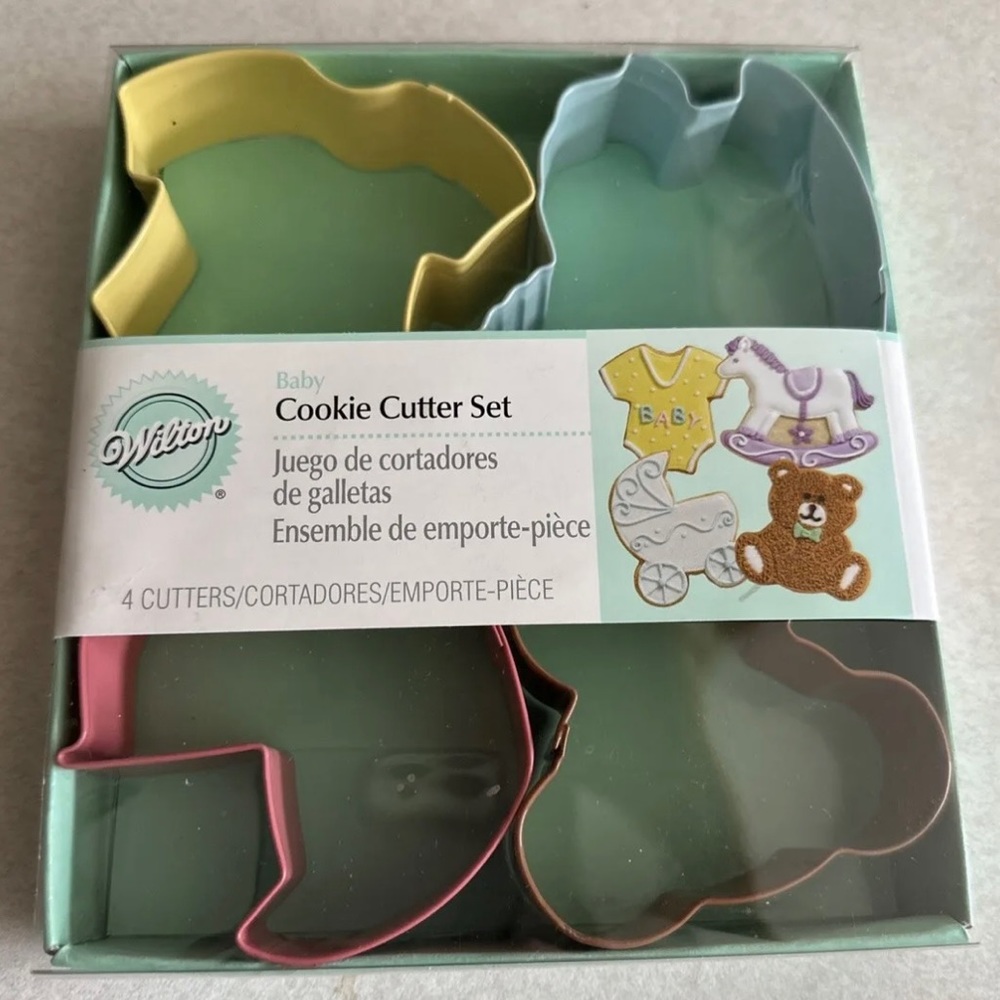 Wilton Baby Cookie Cutter Set 4 Pc Onesie Teddy Bear Rocking Horse Carriage NIP